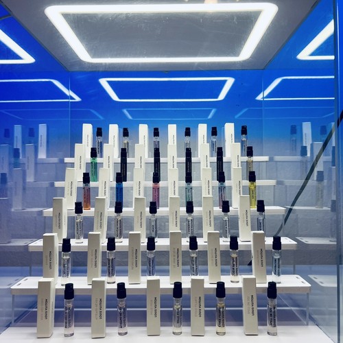 Louis vuitton fragrance sample - fragrance,